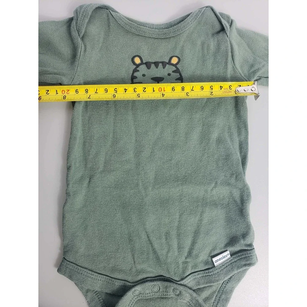 Gerber Baby‎ Tiger Long Sleeve Onesie Sage Green 3-6 Months Neutral Outfit